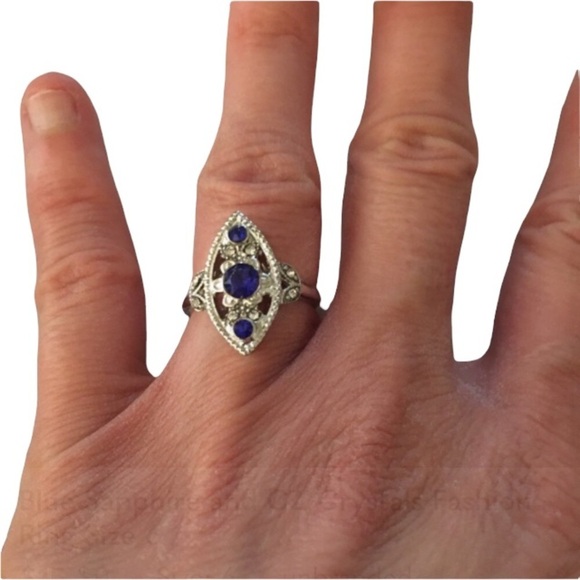 unbranded Jewelry - Blue Sapphire Silver Tone Ring